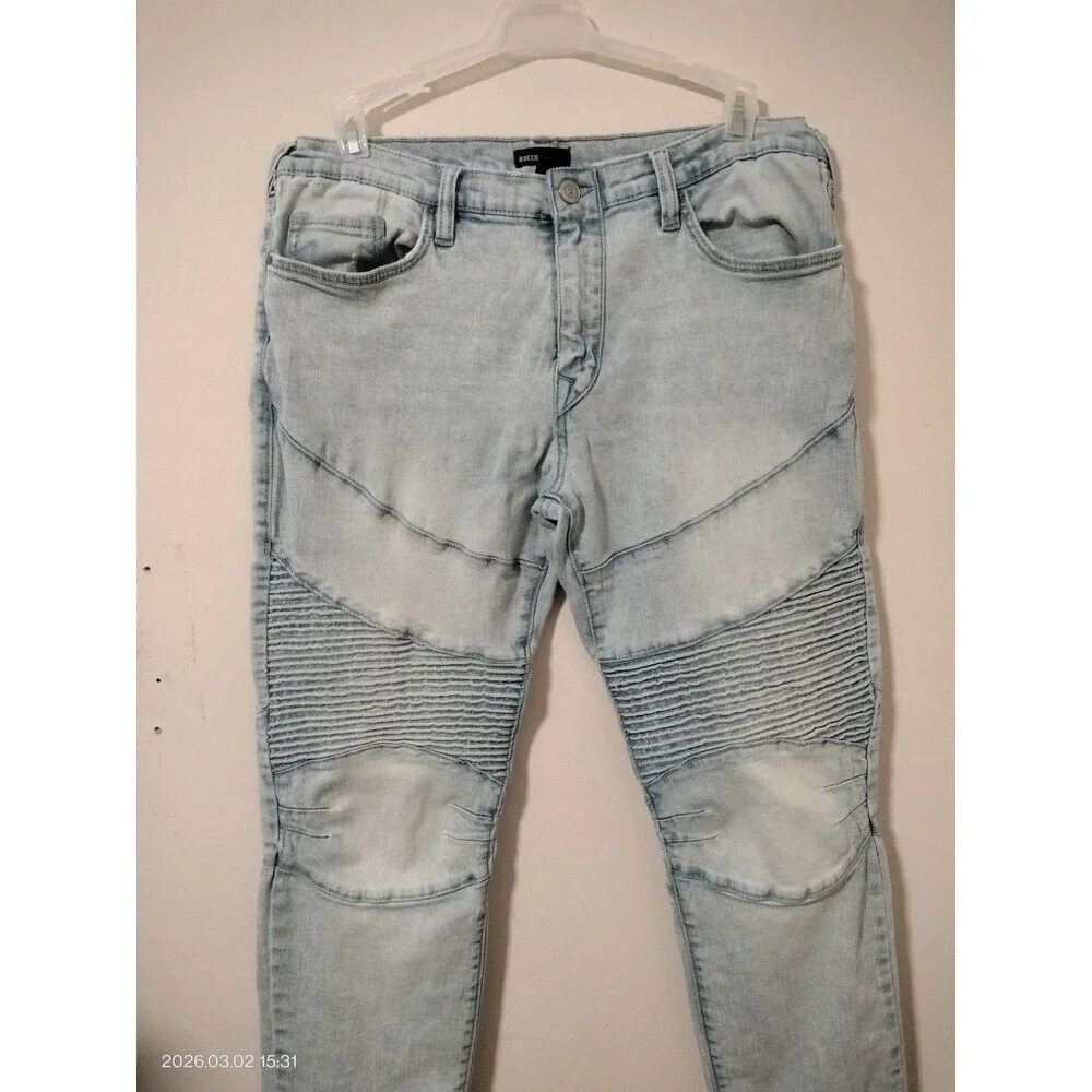 True Religion Rocco Moto Renegade Light Wash Relaxed Skinny Jeans Size 36x32